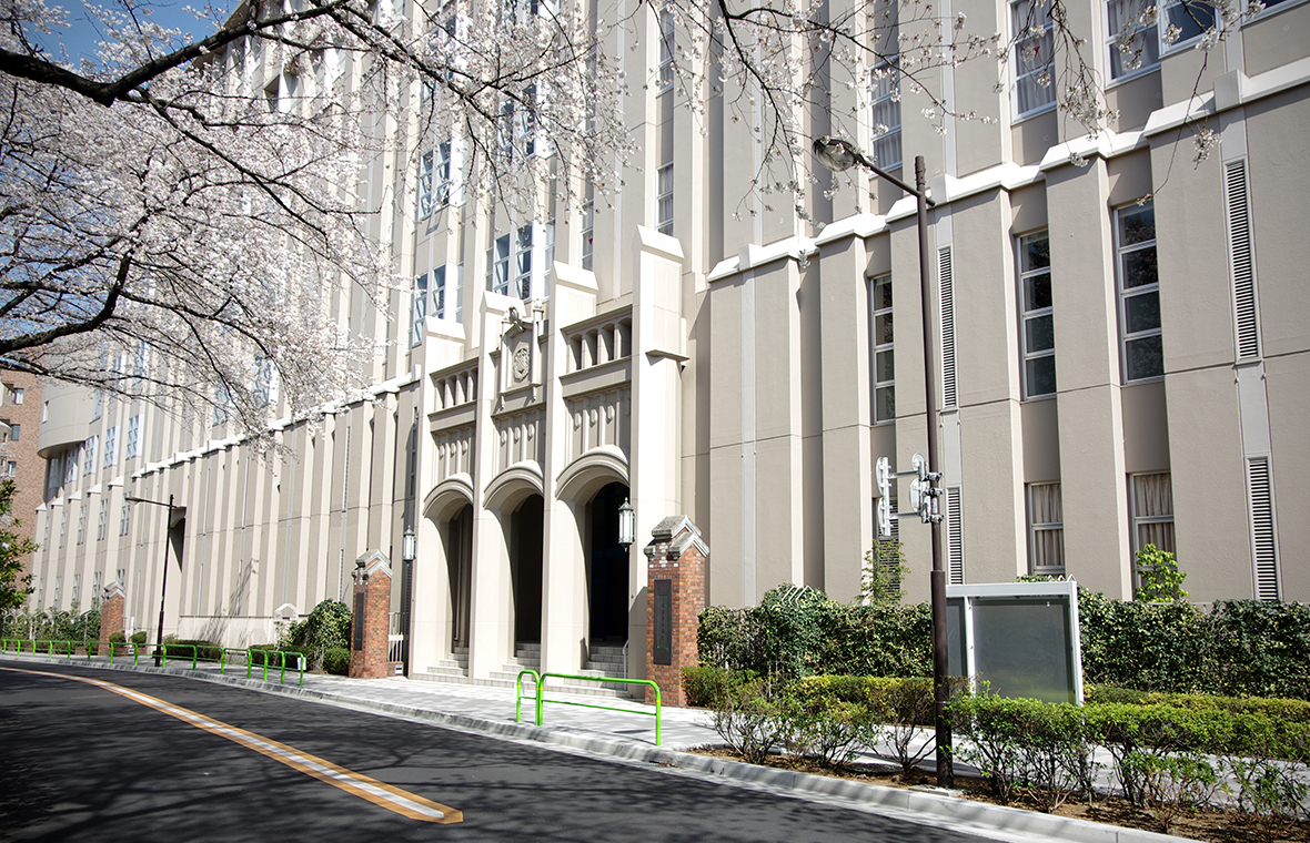 雙葉中学校・高等学校の校舎