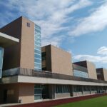 中央大学附属横浜中学校・高等学校の校舎