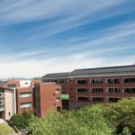 名古屋中学校・高等学校の校舎