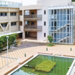 名古屋大学教育学部附属中・高等学校の校舎