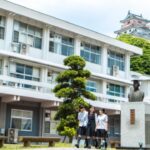 早稲田佐賀中学校・高等学校の校舎