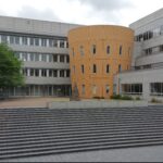 東京都市大学付属中学校・高等学校の校舎