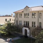 神戸女学院中学部・高等学部の校舎